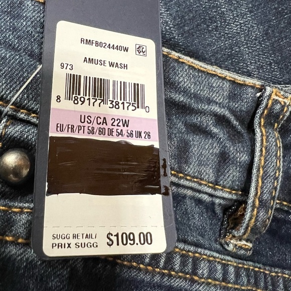 Rachel Roy High Rise Studded Denim Capri Woman’s Size 22W - Picture 8 of 14